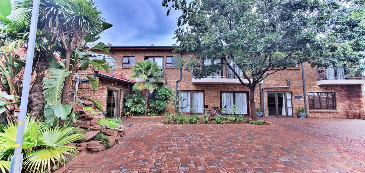 Aero Lodge Guest House Middelburg  Exterior photo